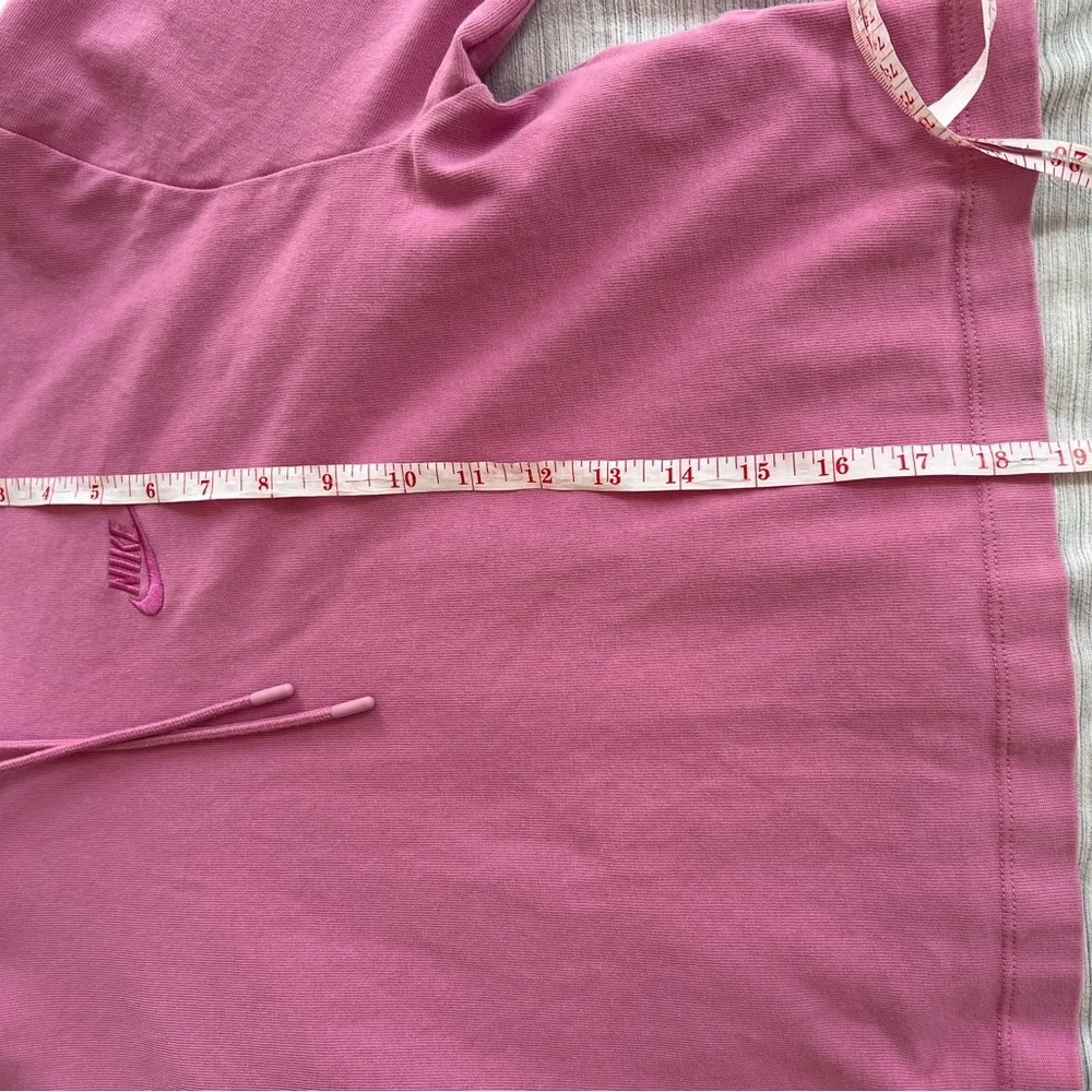 EUC Nike Women's Vibrant Pink Hoodie, Cropped w/ Wide 3/4 Sleeve size Small